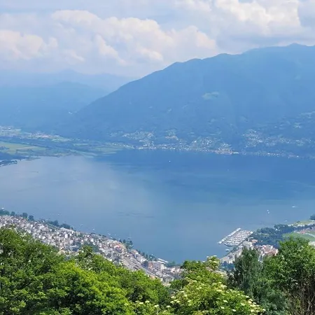 Casa Festivity Локарно